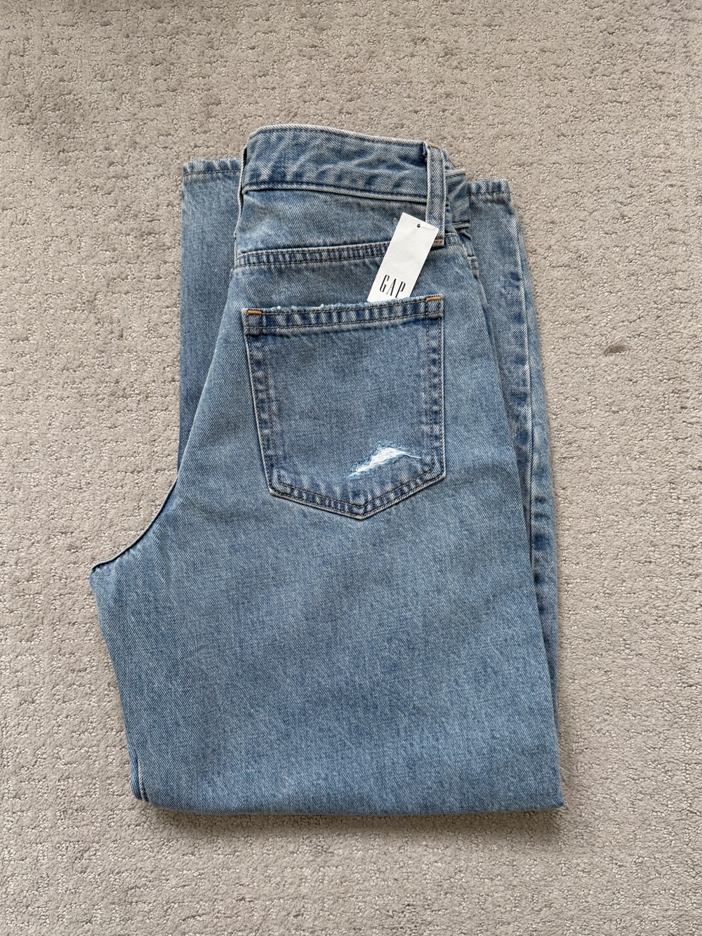 GAP- Curvy Barrel Jean - Picture 2 of 2
